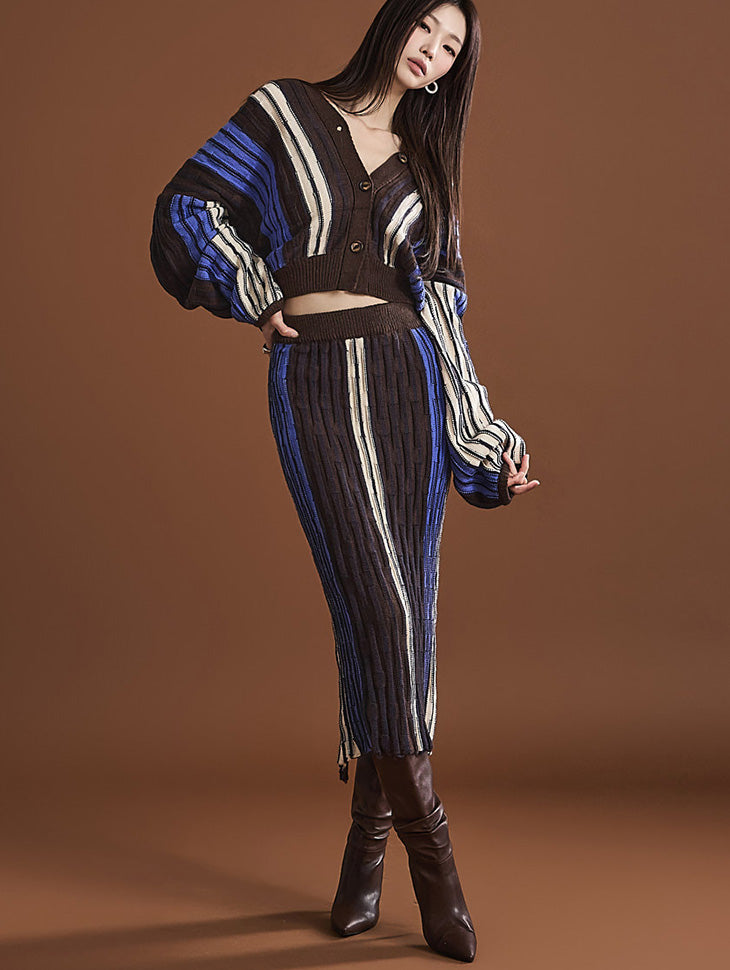 D4315 カーディガンとスカートのニットツーピース