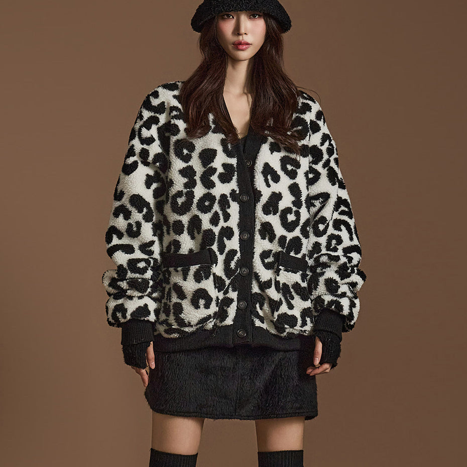 J2526 ヒョウ柄キルティングカーディガン