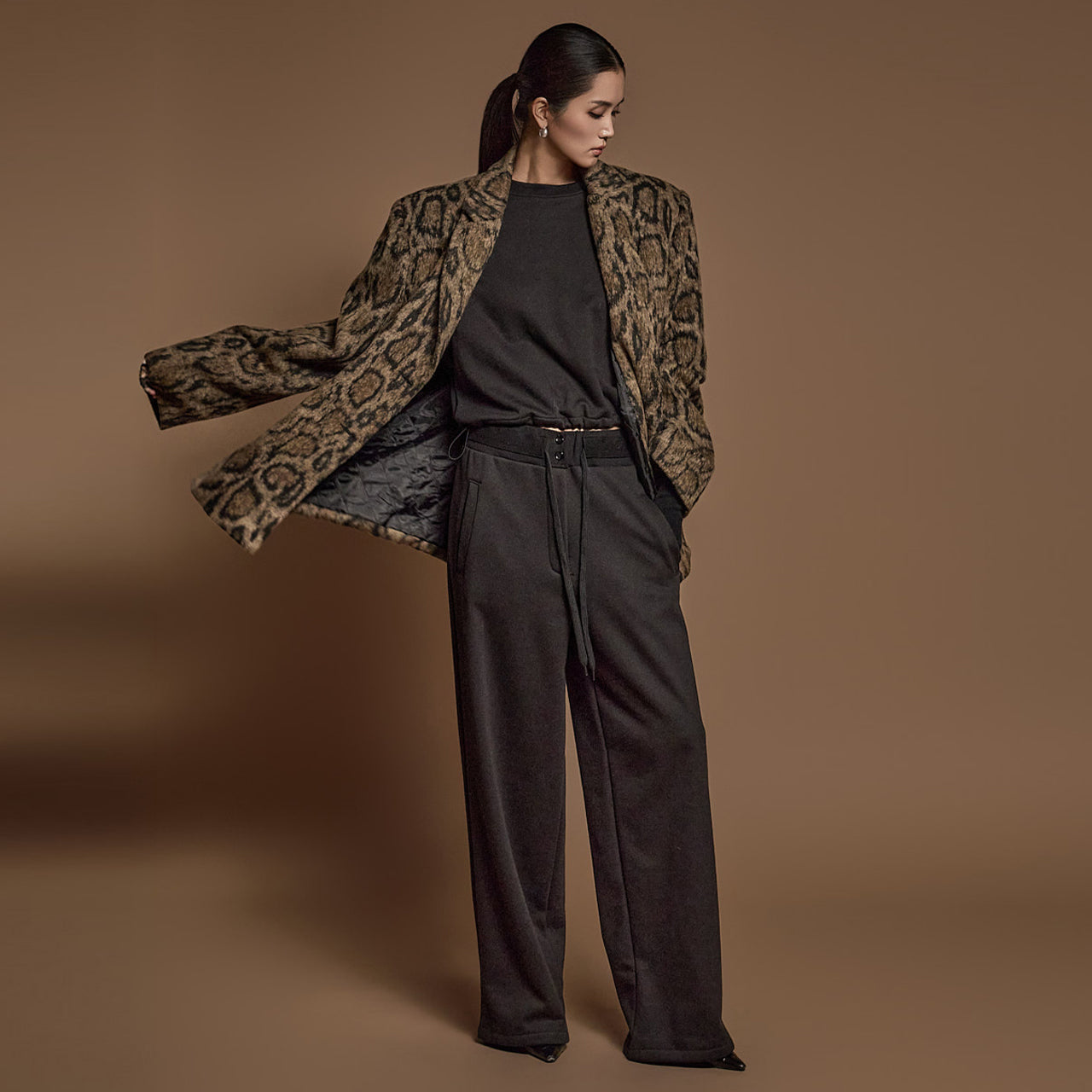 J2096 ヒョウ柄ファージャケット