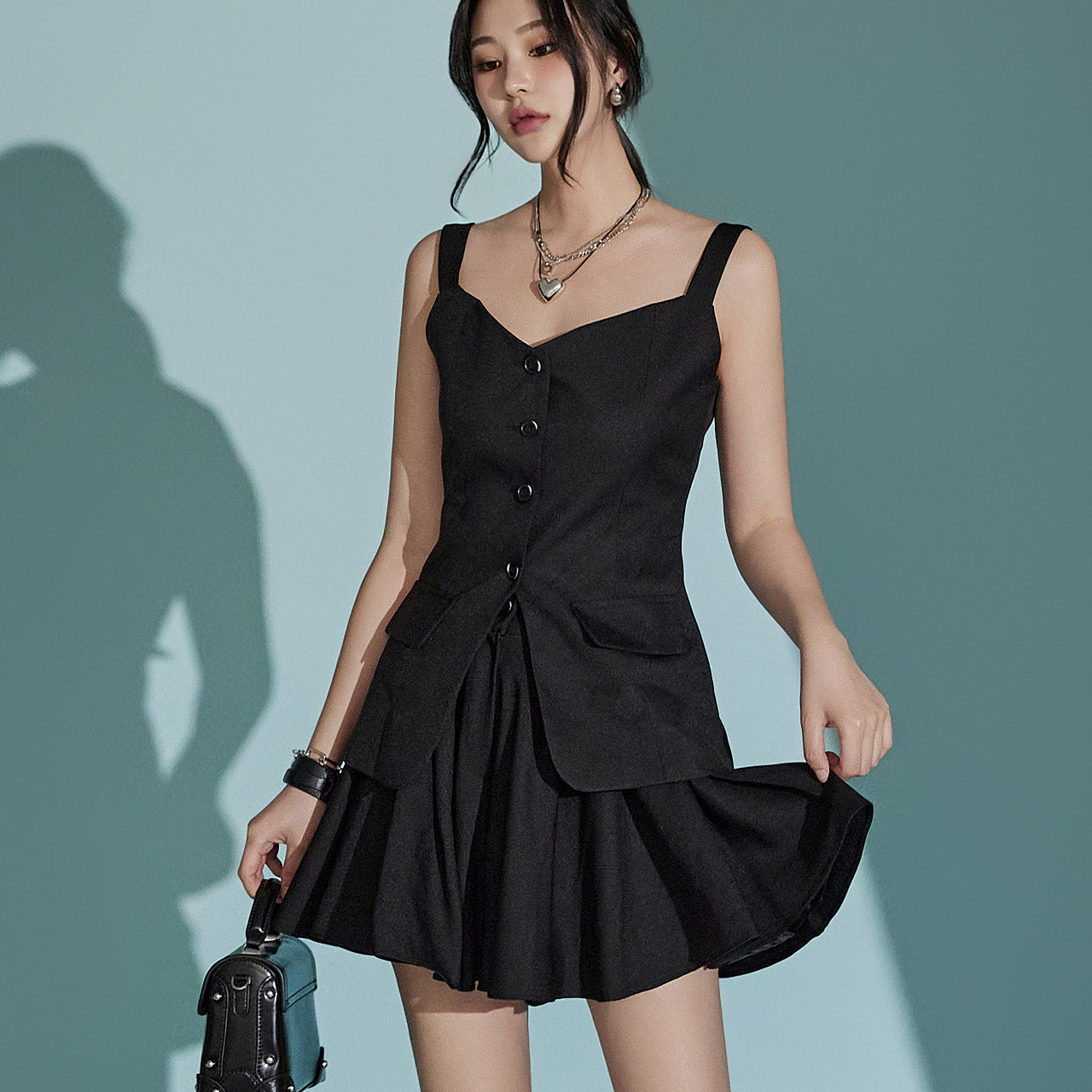 J2307 ボタンベスト