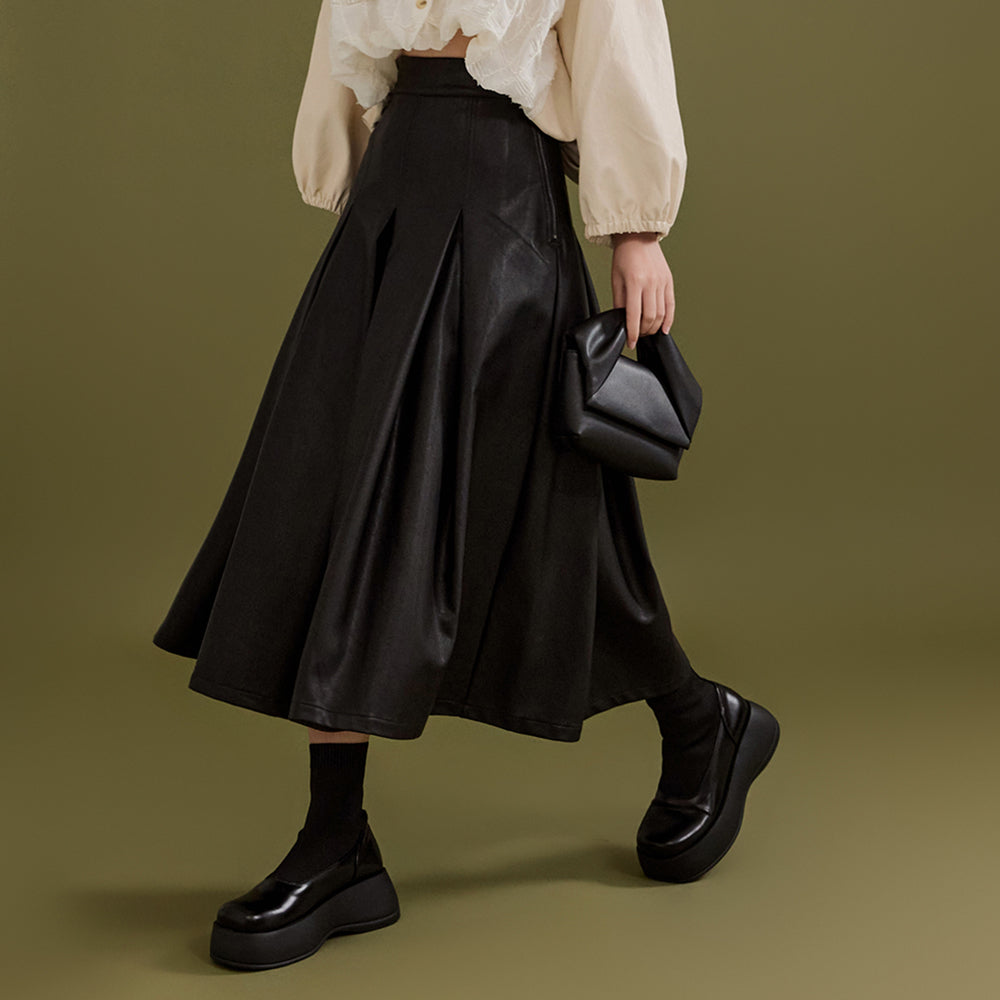 SK2538 レザーピンタックスカート