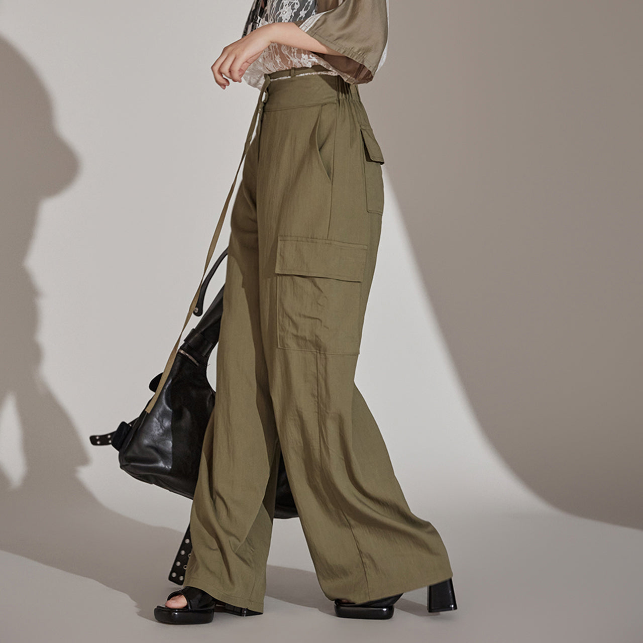 P3127 ストラップパンツセット