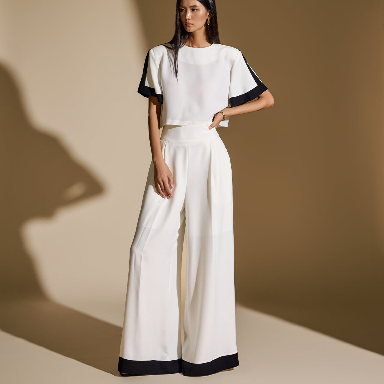 P3232 コントラストエッジスラックス