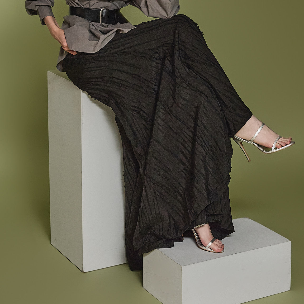 P9158 リネンフレアスラックス