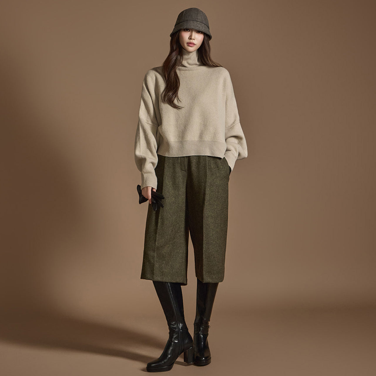 P3317 人字纹羊毛百慕大裤