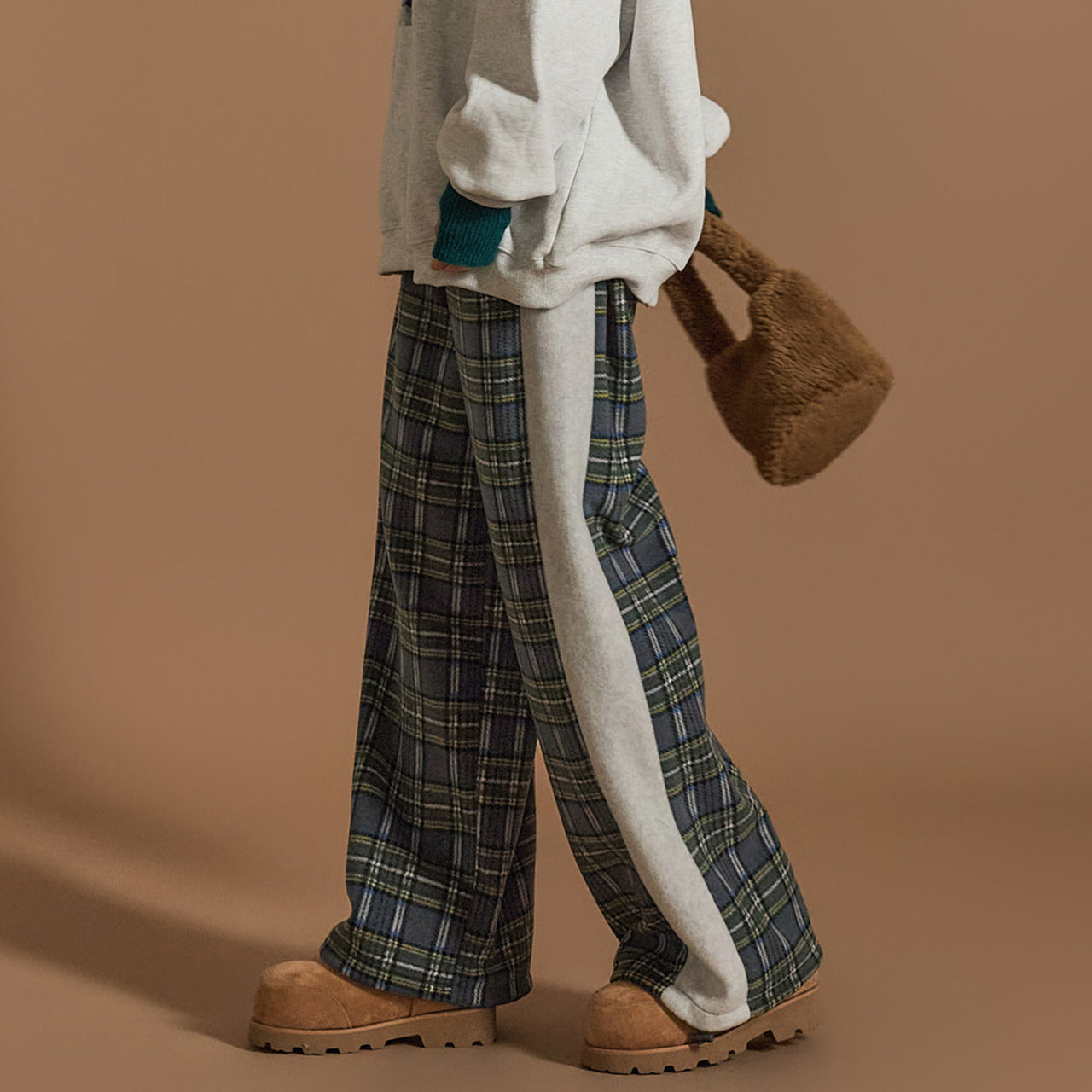 P3348 カラーコントラストスウェットパンツ