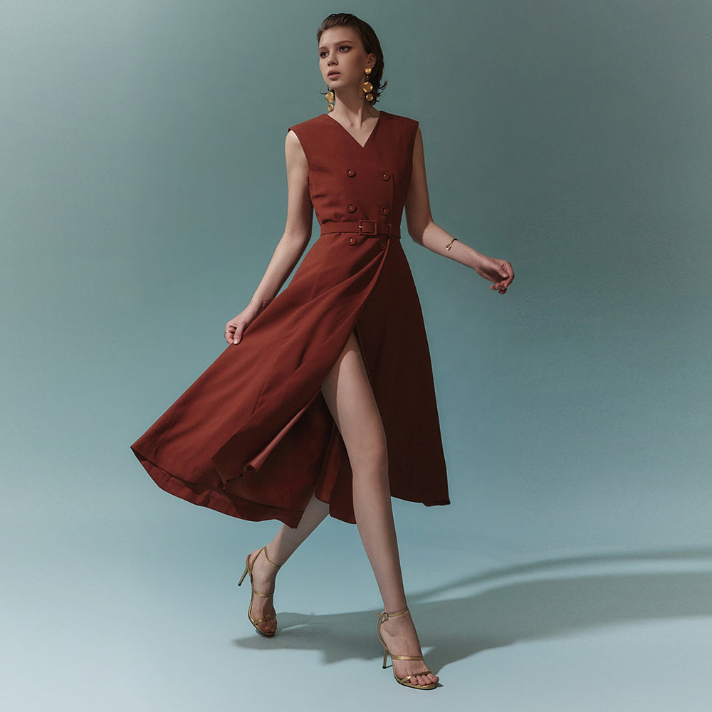 D4703 双扣无袖中长连衣裙(腰带)