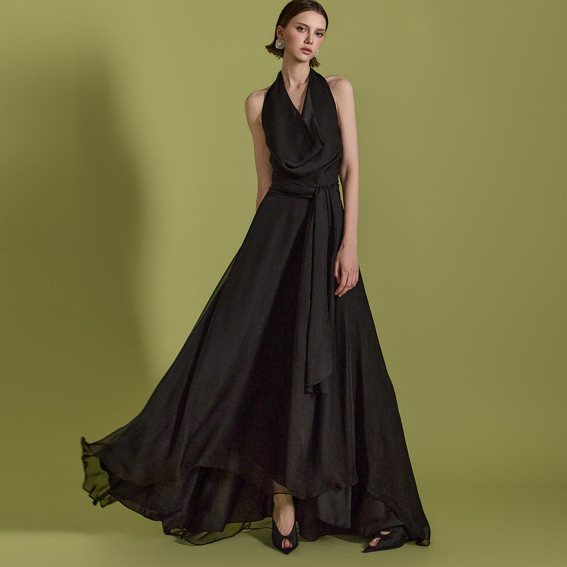 D5151 ホルターマキシドレス