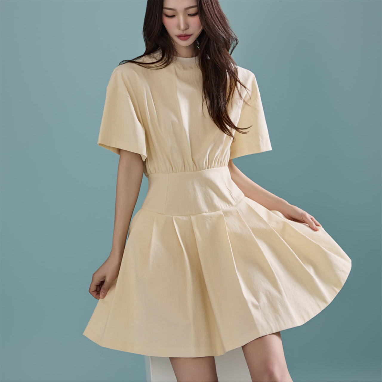 D4991 喇叭迷你连衣裙