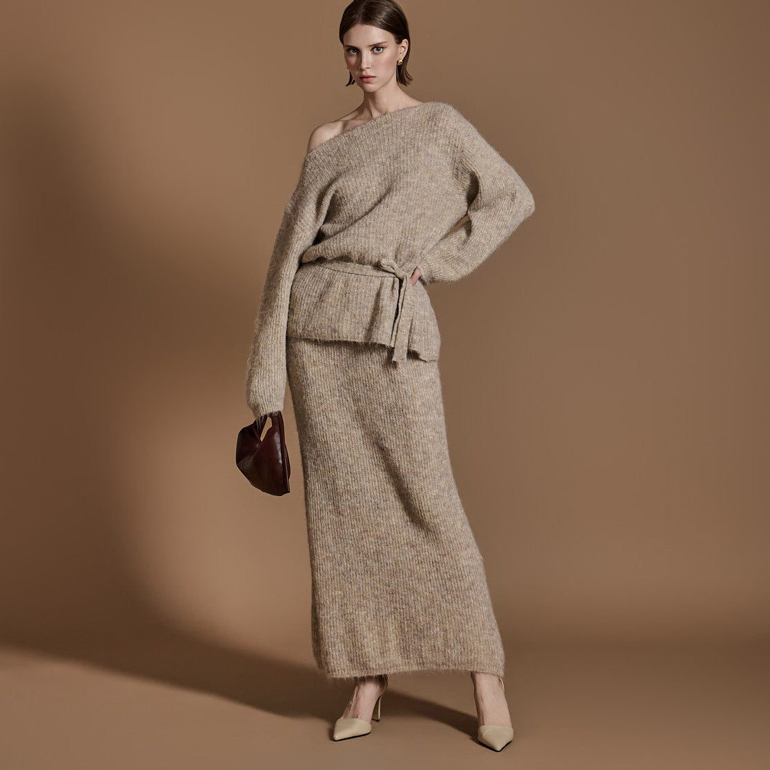 D5104 ニットツーピース ストラップ付き