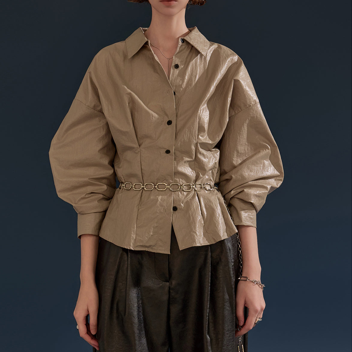 S566 亮面褶裥衬衫