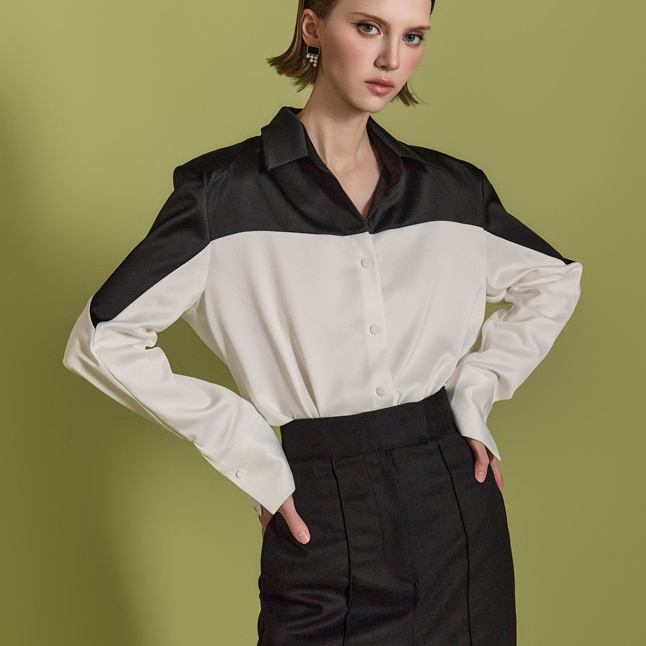 S707 カラーコントラストシャツ