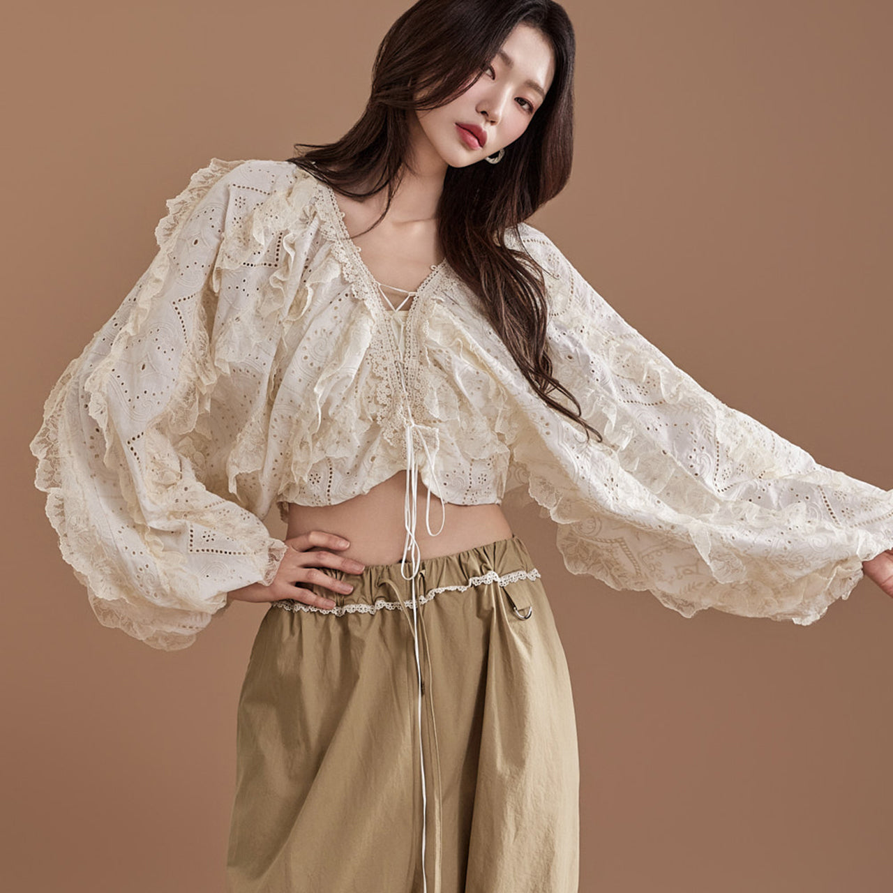 B2941 レースコルセットブラウス