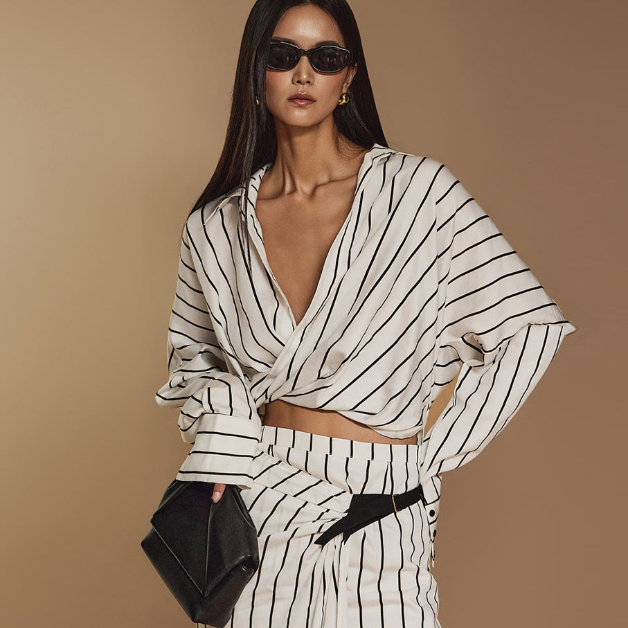 S673 ツイストノットフロントシャツ