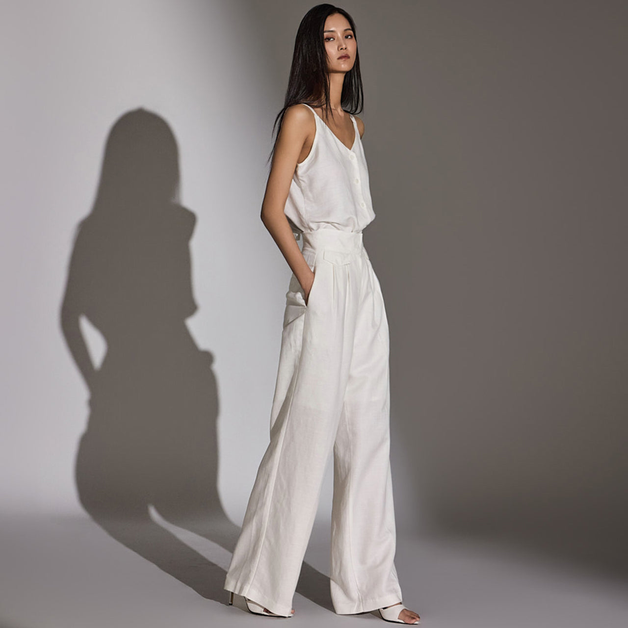 TP1856 ノースリーブトップスとスラックスセット