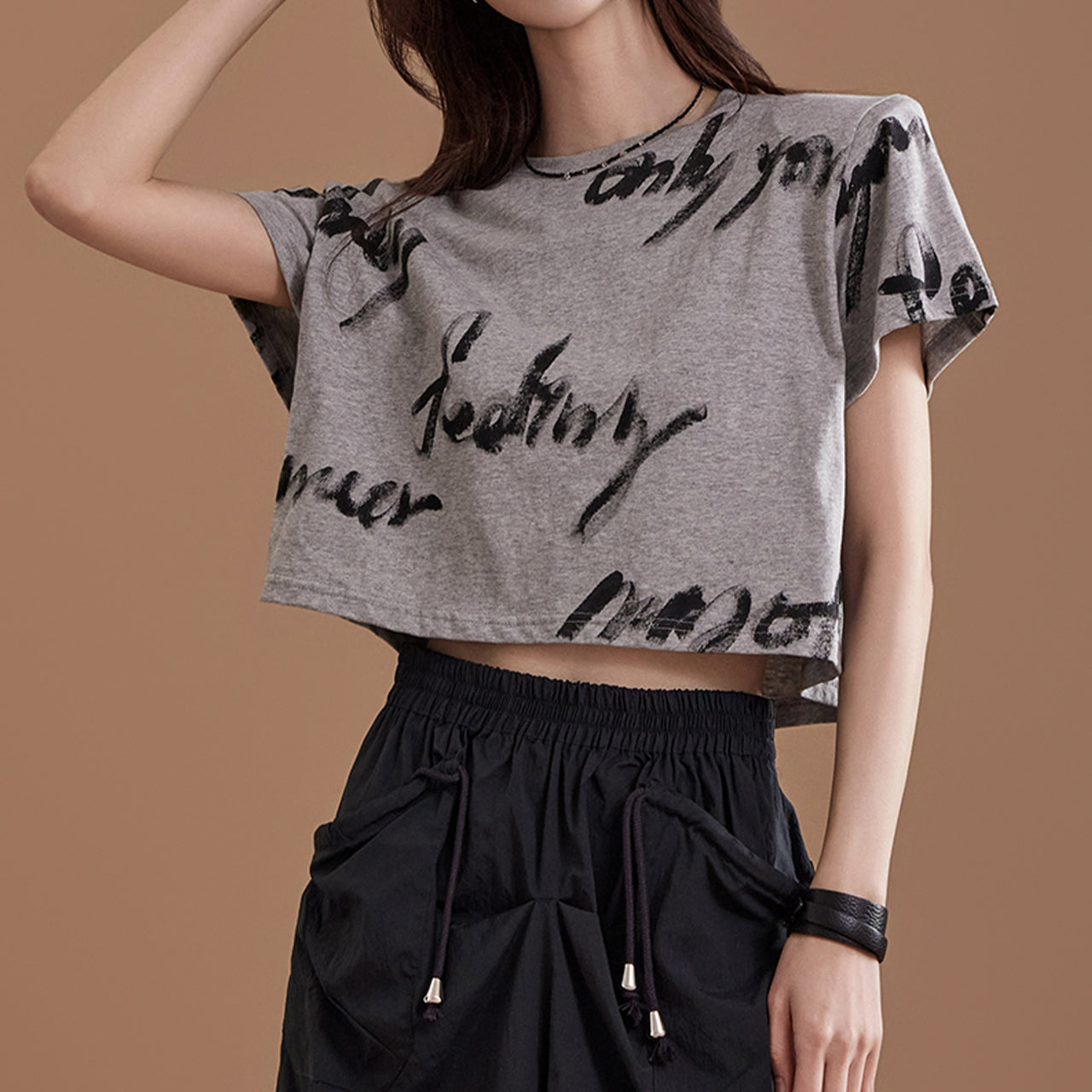 E3336 Brushstroke Textured Top