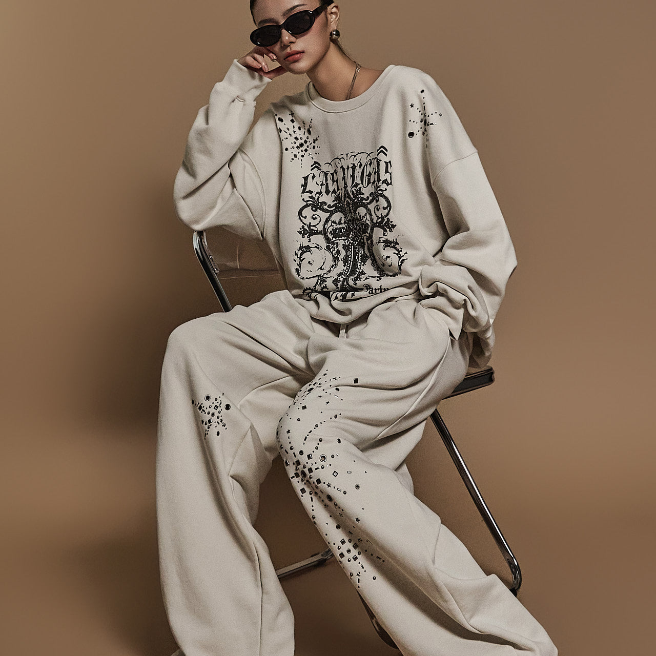 TP1970 运动衫和裤子套装