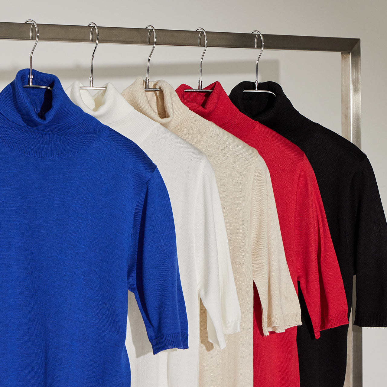 E3578 高领短袖上衣