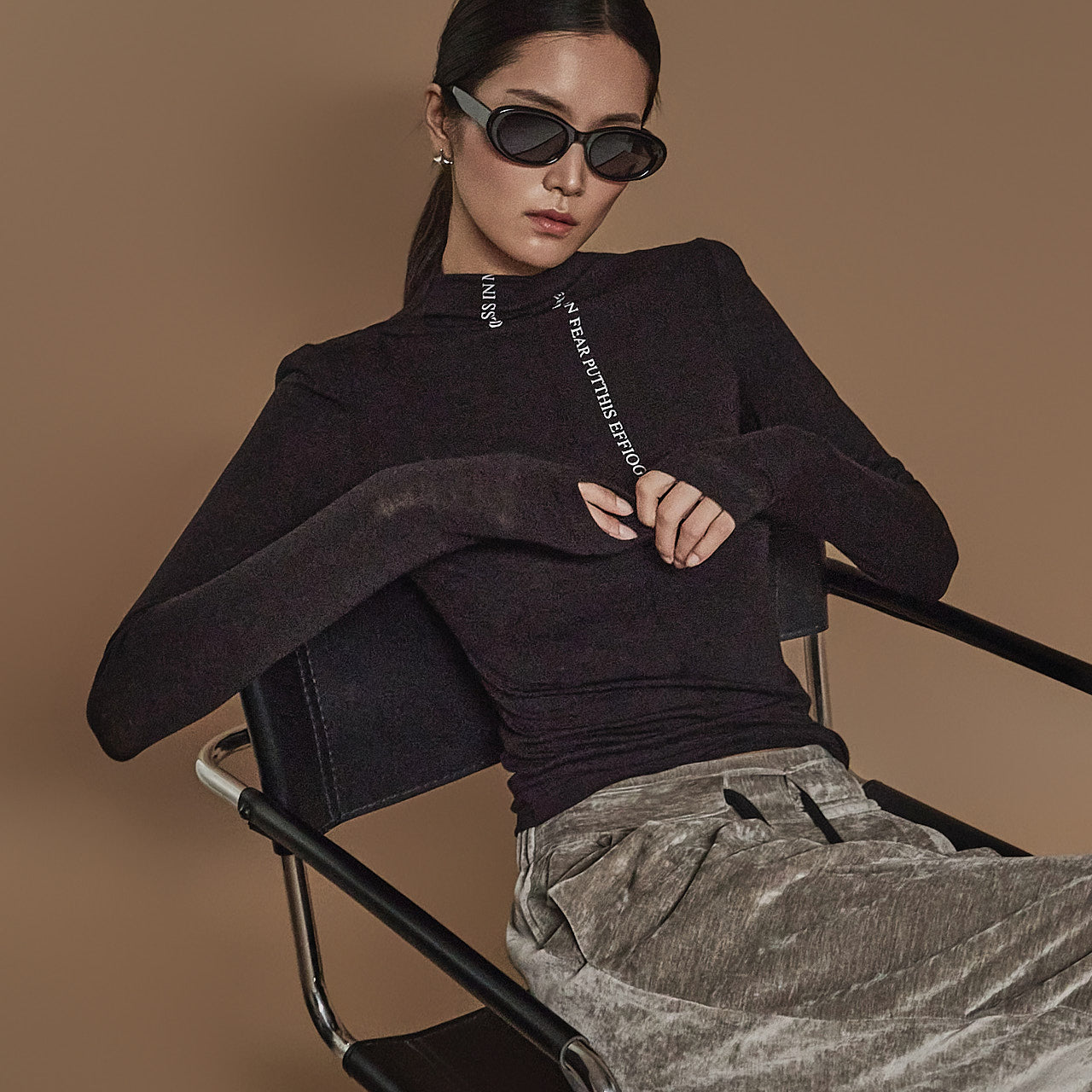 E3601 印花高领上衣