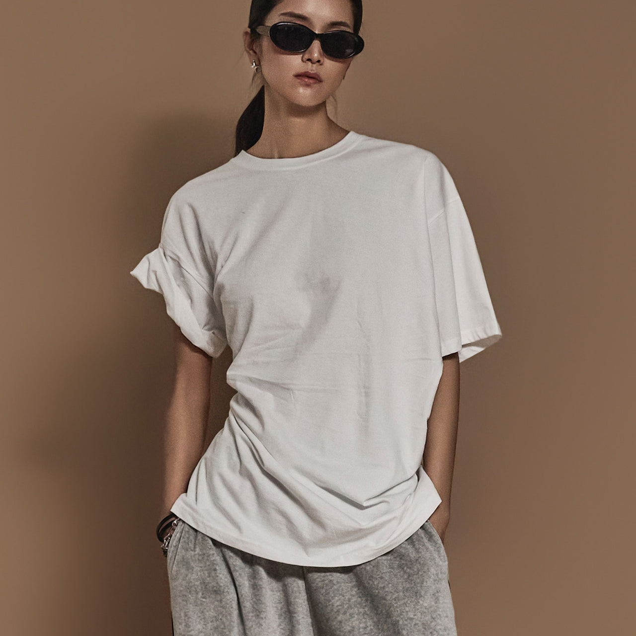 E3604 不对称卷起上衣