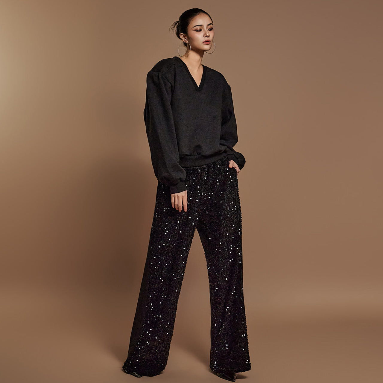 E3602 Vネックフリース裏地スウェットシャツ