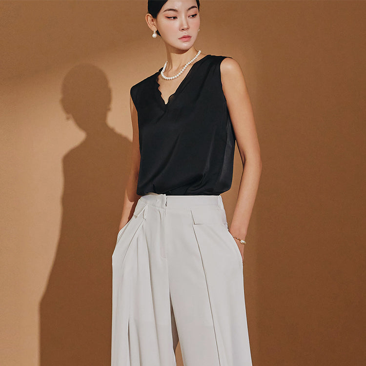 B2826 Satin Sleeveless Blouse