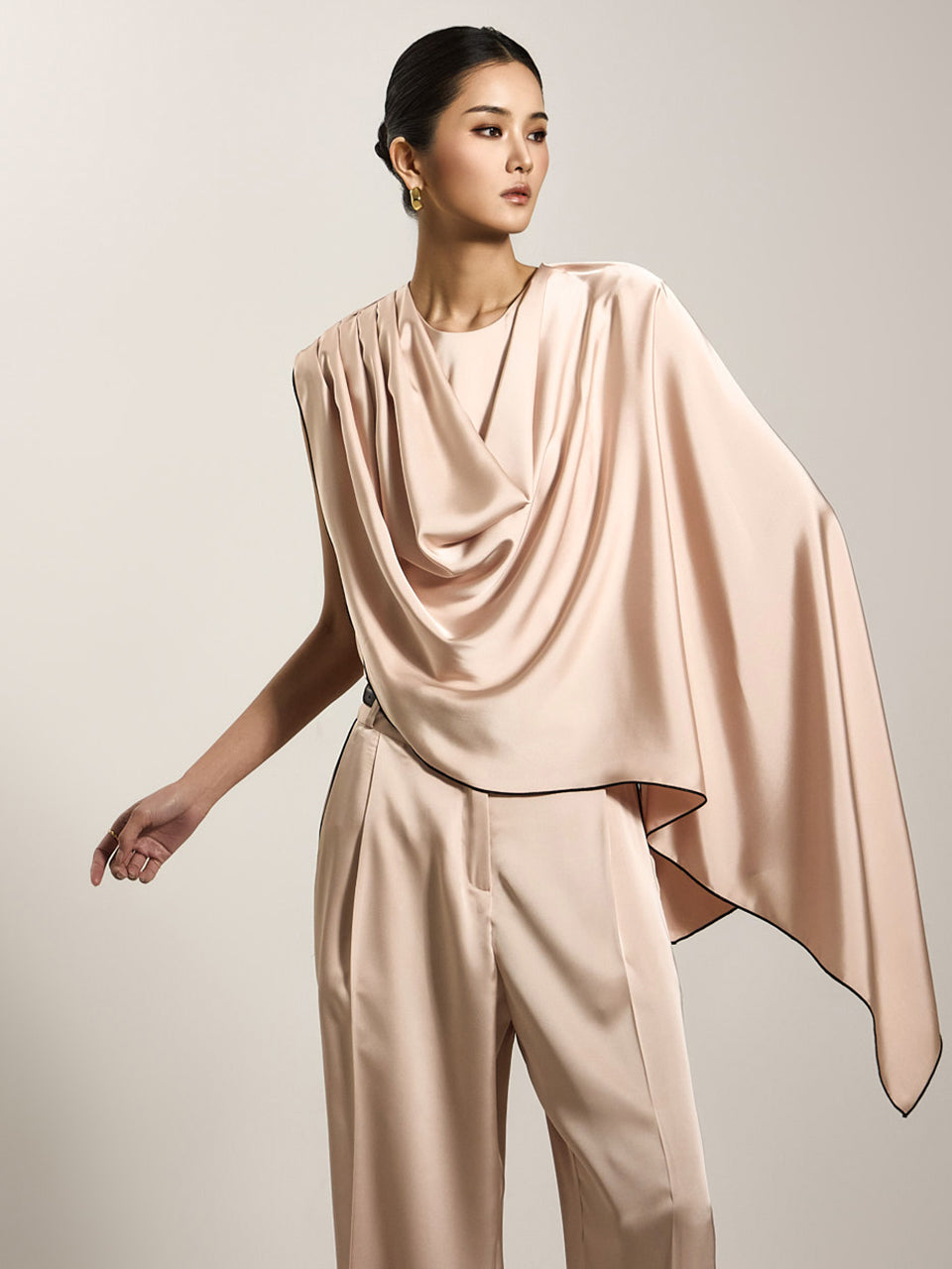 B3045 ドレープブラウス