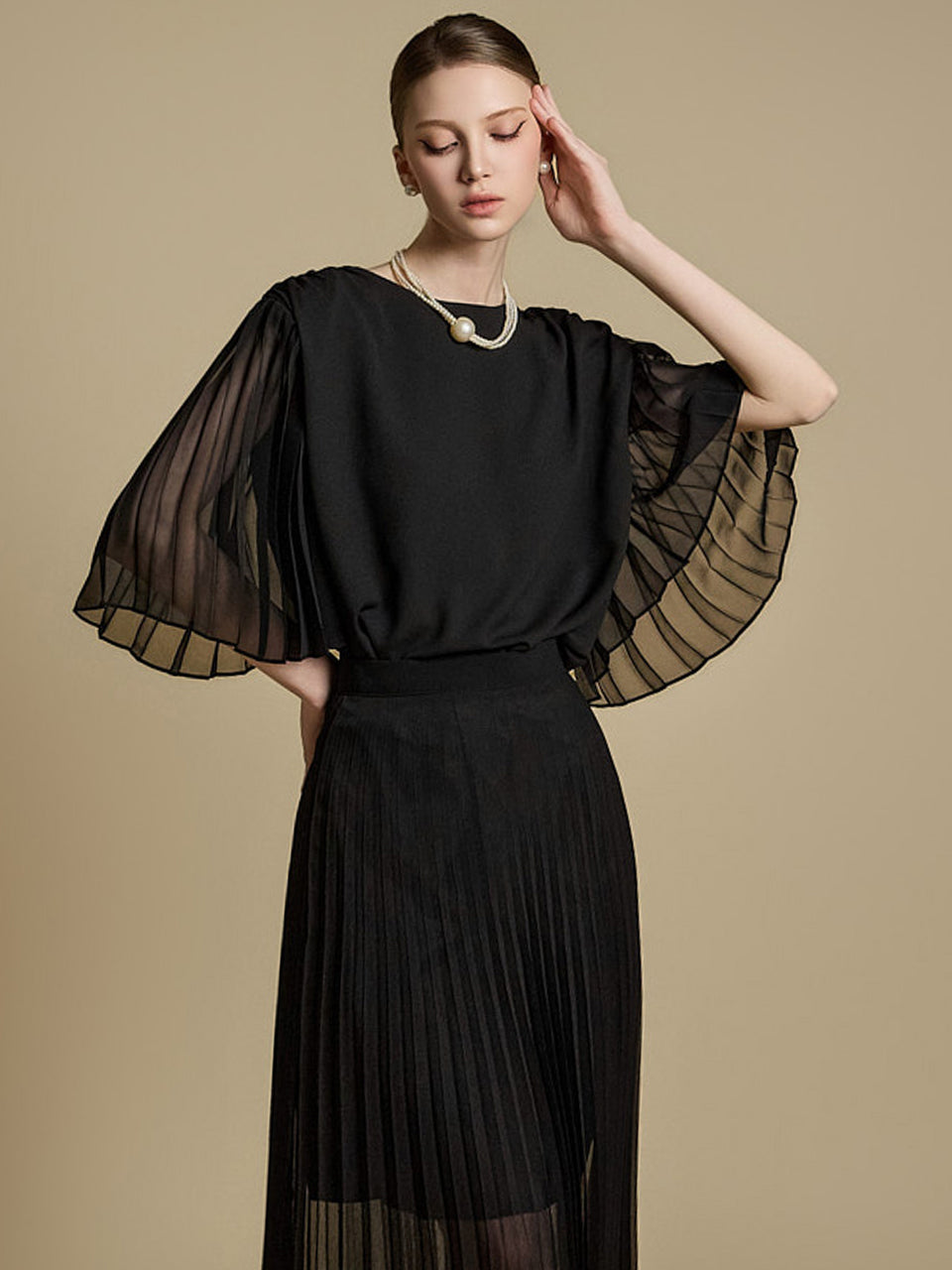 B3067 プリーツブラウス