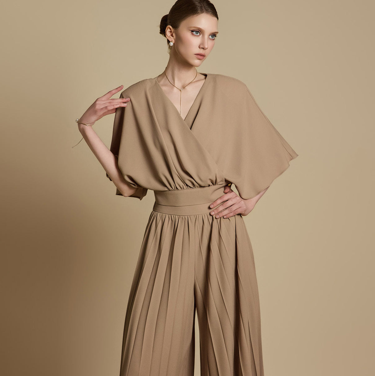 B3068 ラップシャーリングブラウス