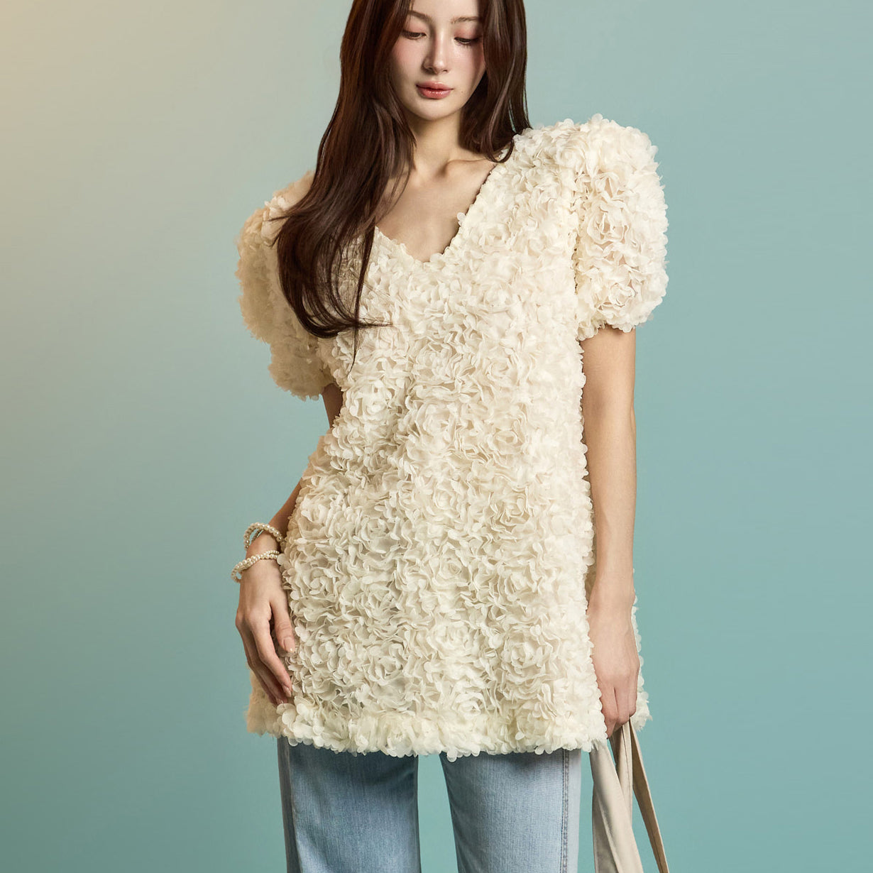 B3077 フラワーブラウス