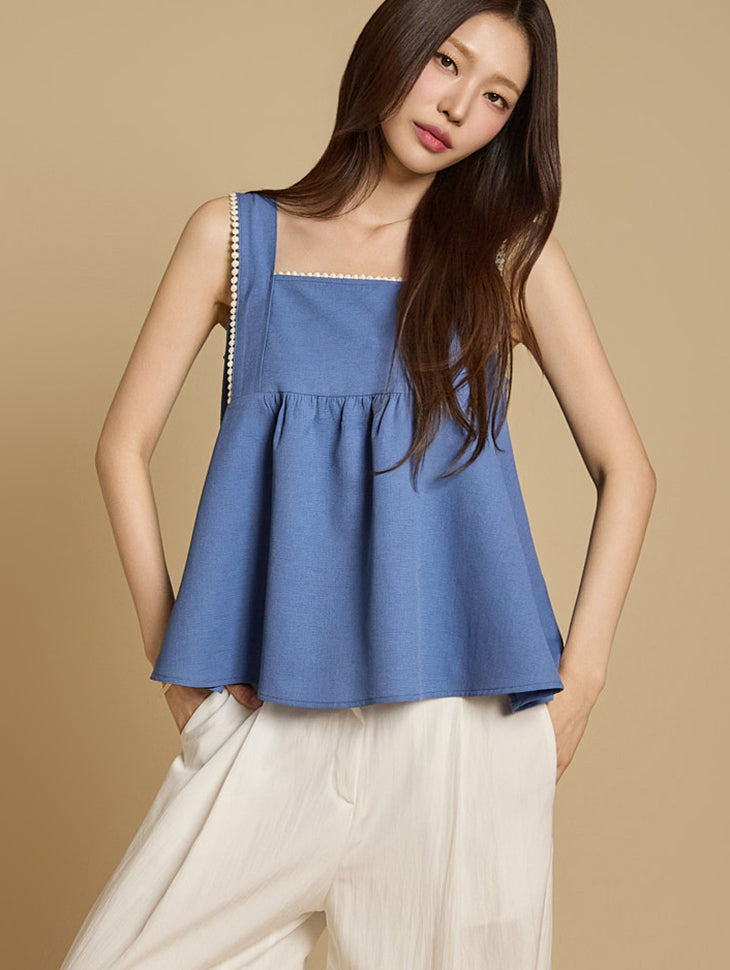 B3081 スクエアネックフリルブラウス