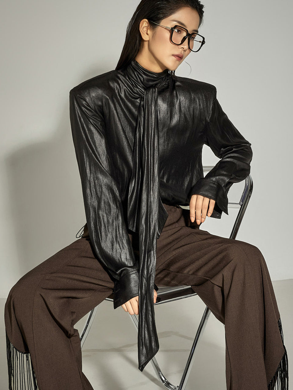 B3135 Blouse with Scarf