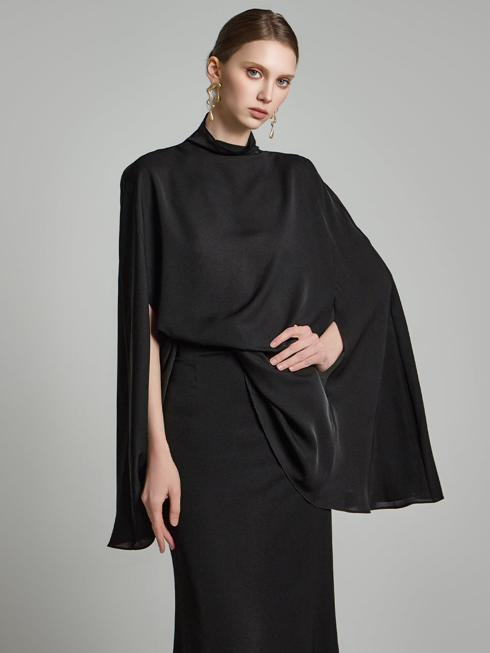 B9191 ケープブラウス