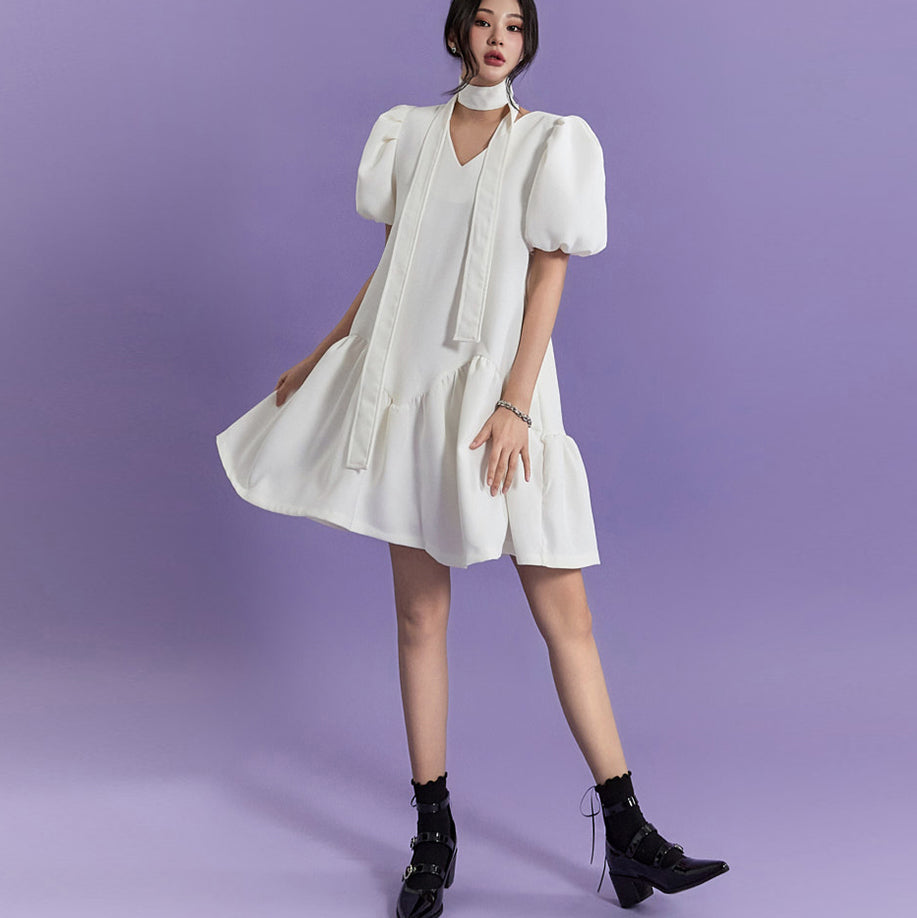 D4884 ストラップ付きミニドレス