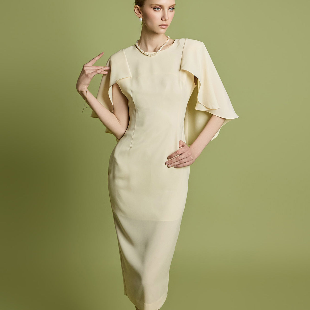 D5260 ケープドレス