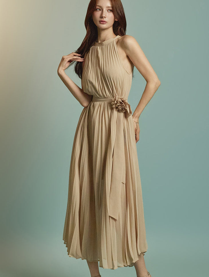 D5334 Sleeveless Dress with Strap