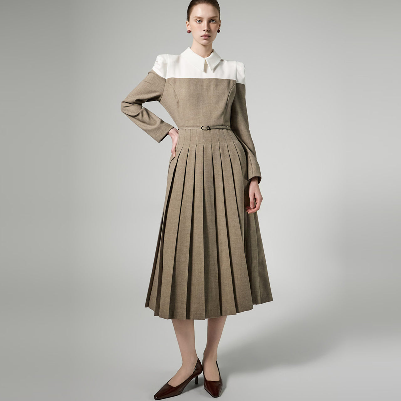 D5454 Two-tone Dress with Belt