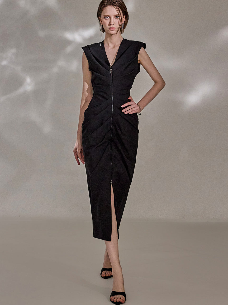 D9501 褶裥修身连衣裙