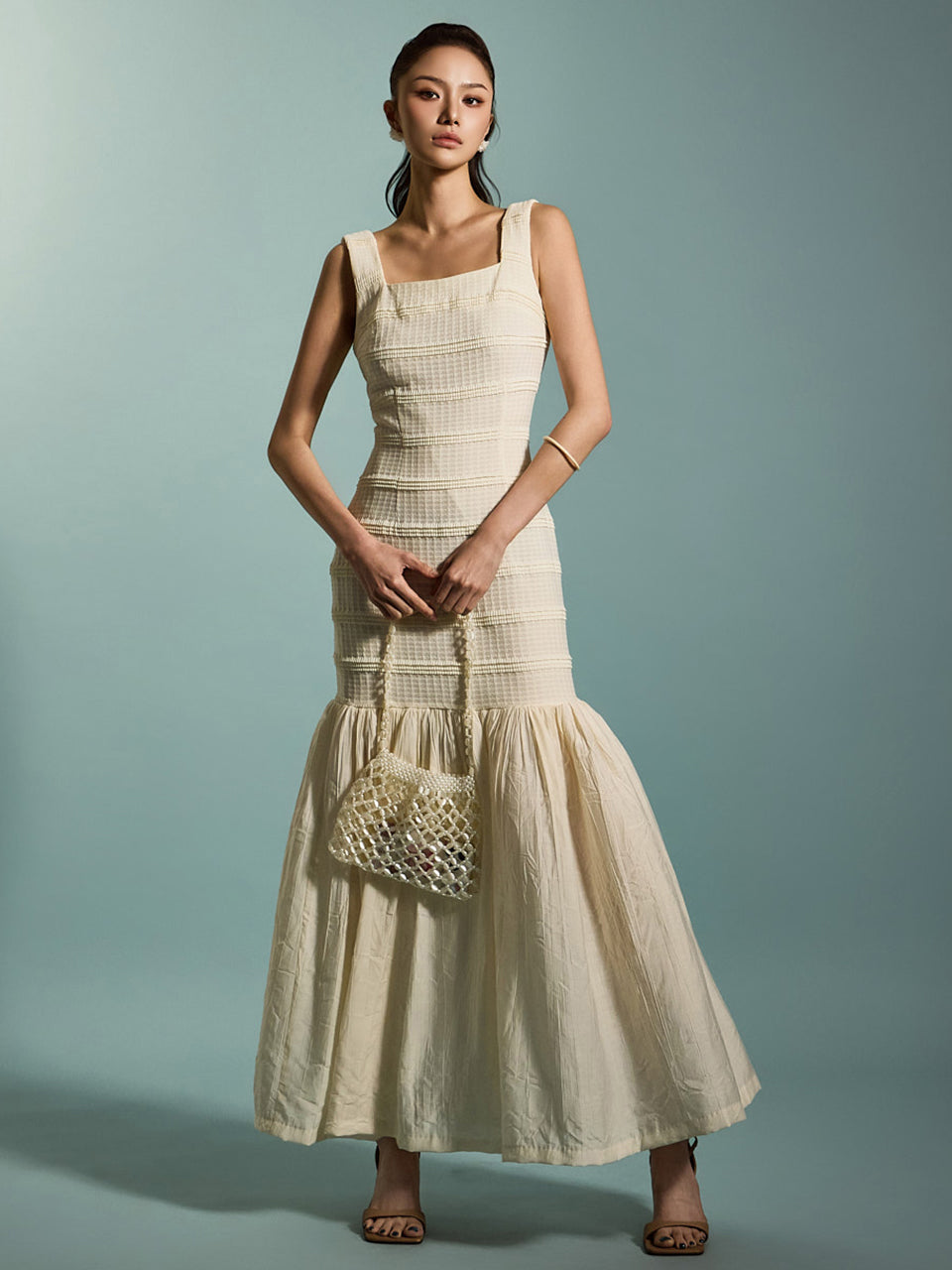 D9540 Shirring Pleats Dress