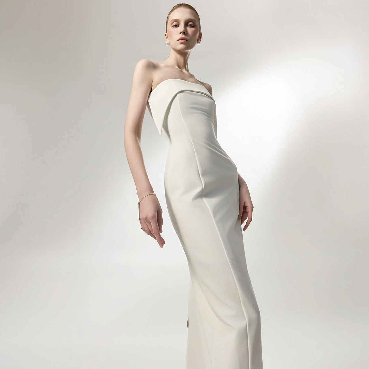 D9591 Off-Shoulder Slim Maxi Dress