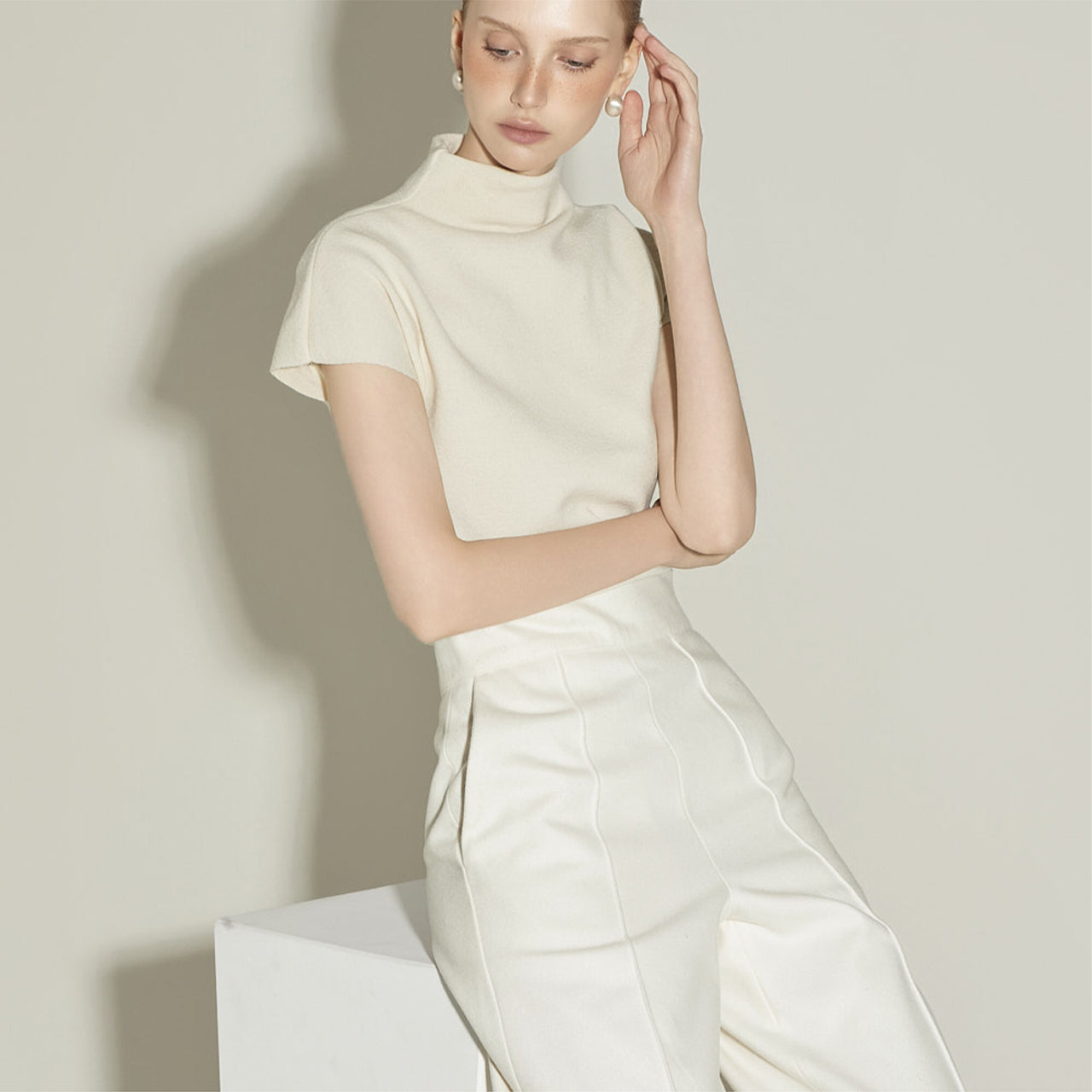 E3657 Mock Neck Knit