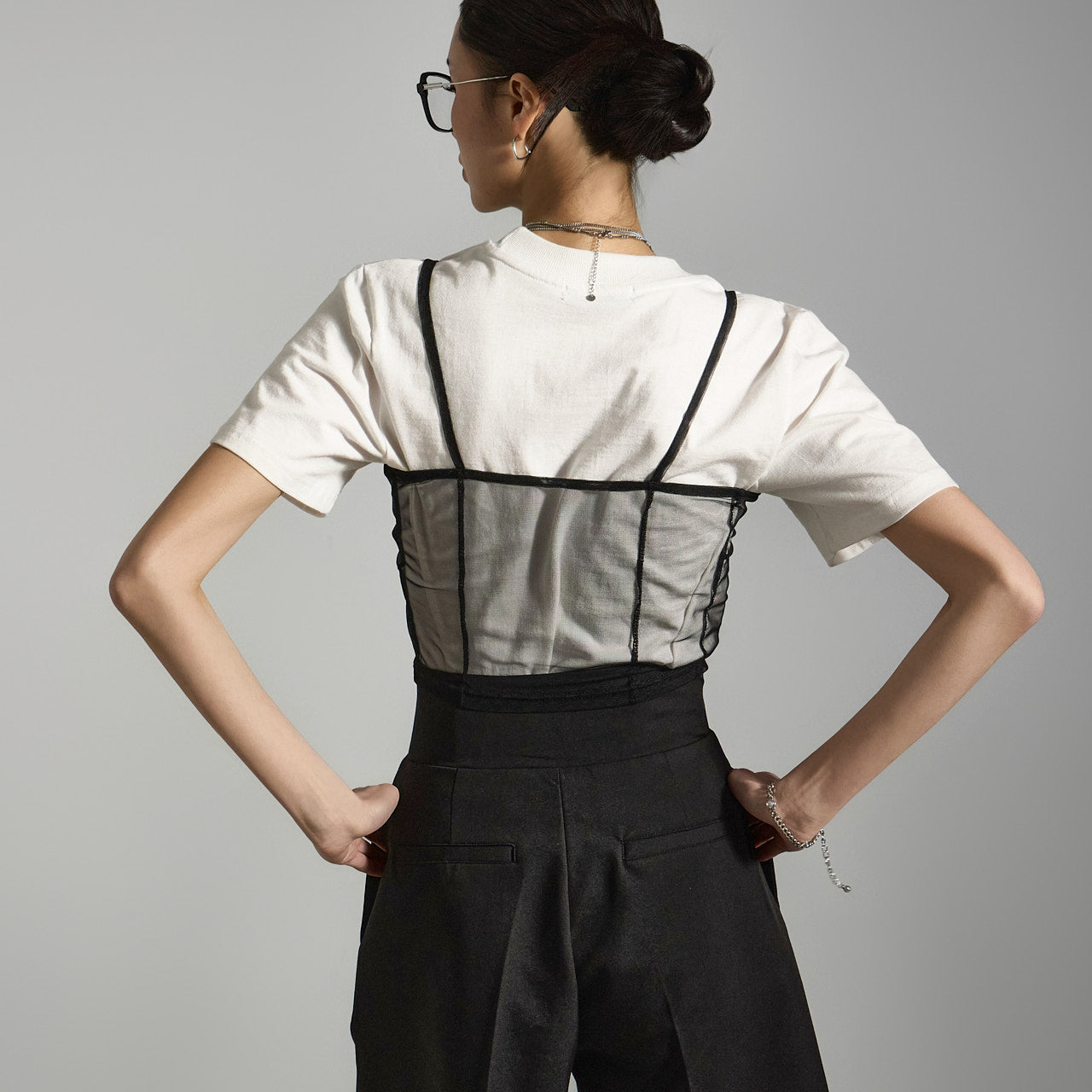 E3717 シアービスチェ