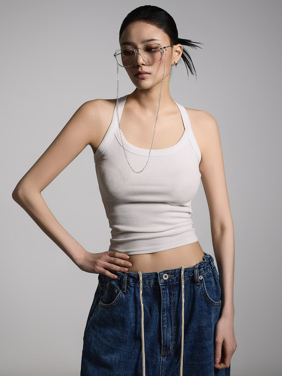 E3767 X-Strap Sleeveless Top