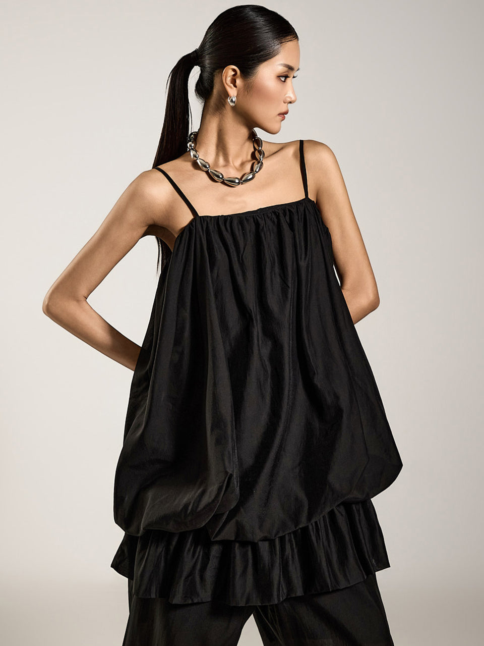 E3849 Balloon Sleeveless Top