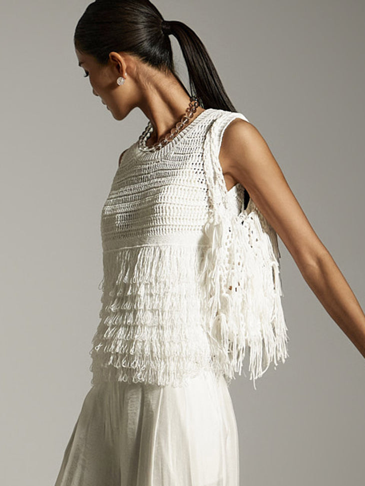 E3882 流苏针织上衣