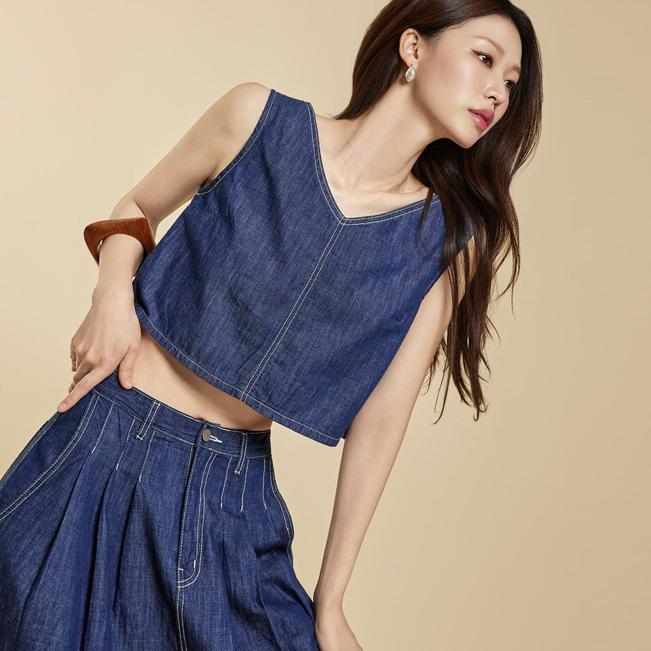 E3896 デニムVネックトップ