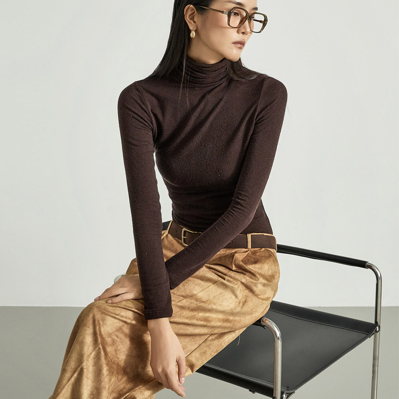 E4027 Wool Turtleneck Top