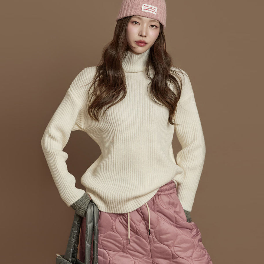 E4060 Turtle-Neck Knit