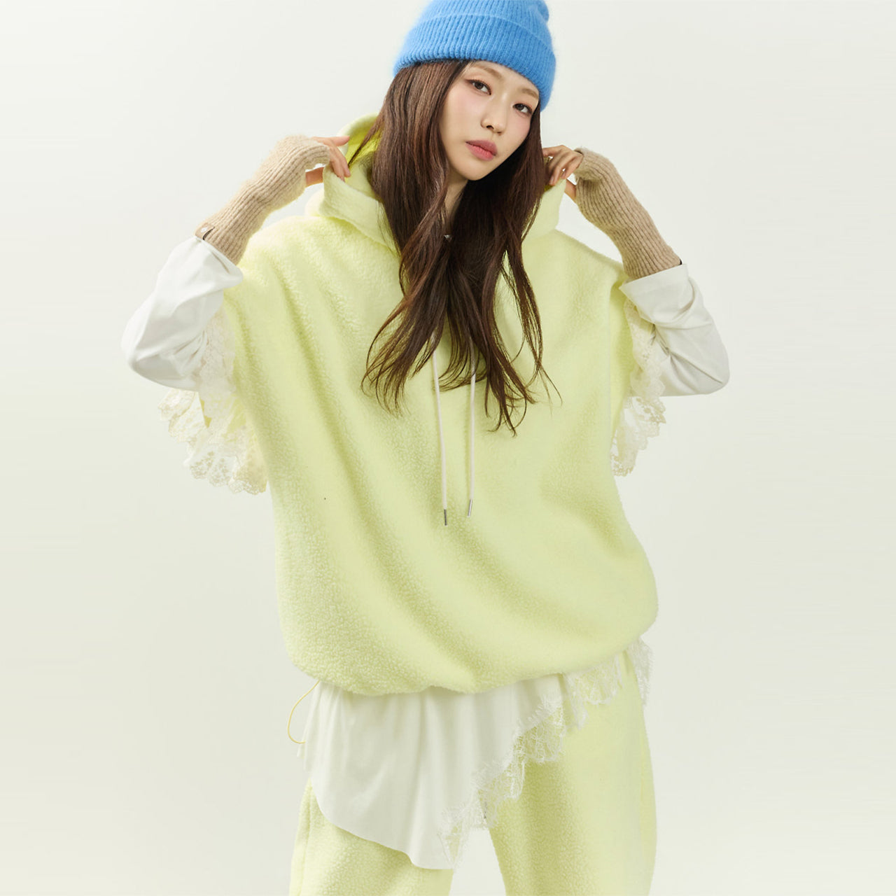 E4080 Lace Layered Top