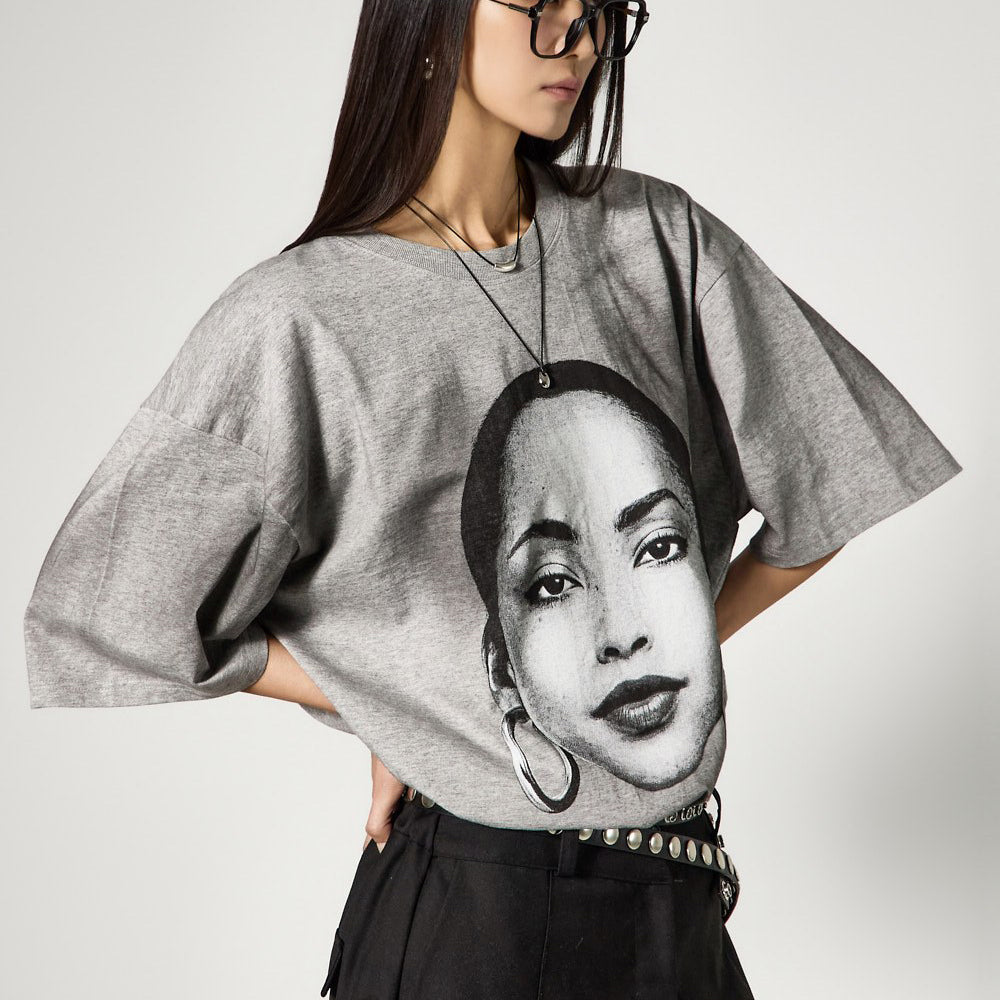 E4158 Face Print Top